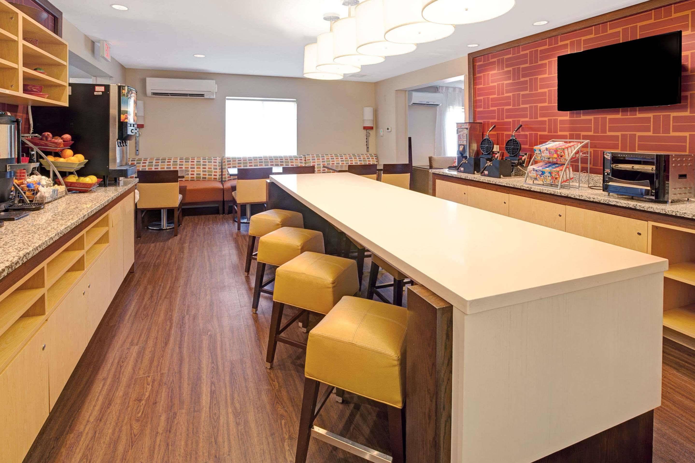 Mainstay Suites Northbrook Wheeling Eksteriør billede